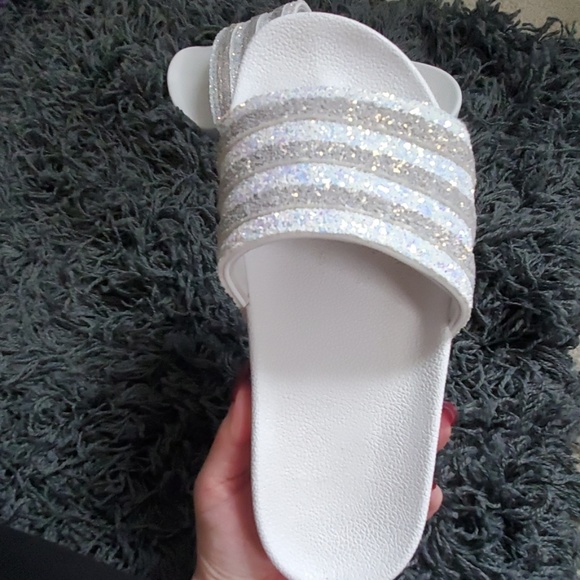 ADIDAS ADILETTE SANDAL - Picture 3 of 5